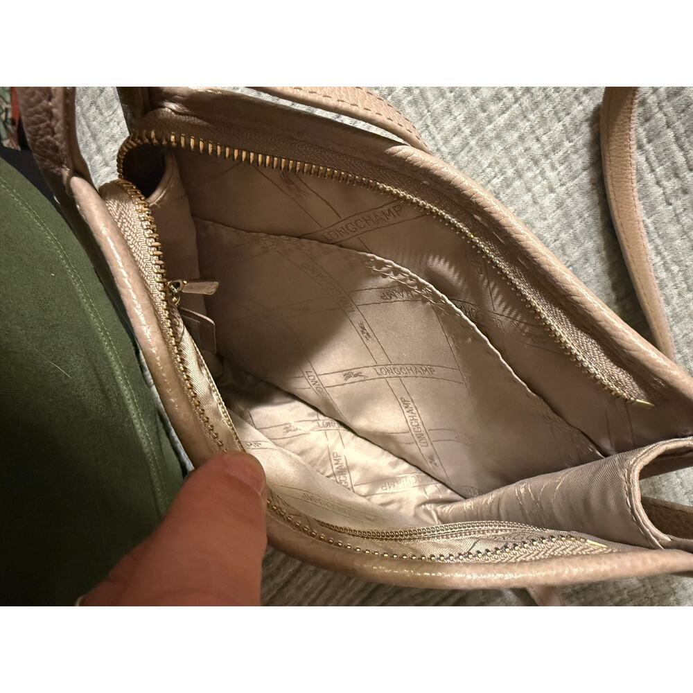 Longchamp Le Foulonné Small Turtledove Tan Leather Zipper Crossbody Purse NEW - Picture 3 of 8